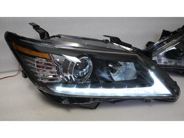 Camry V50 11-14 Оптика линзованная с ДХО, стиль Lexus, черные