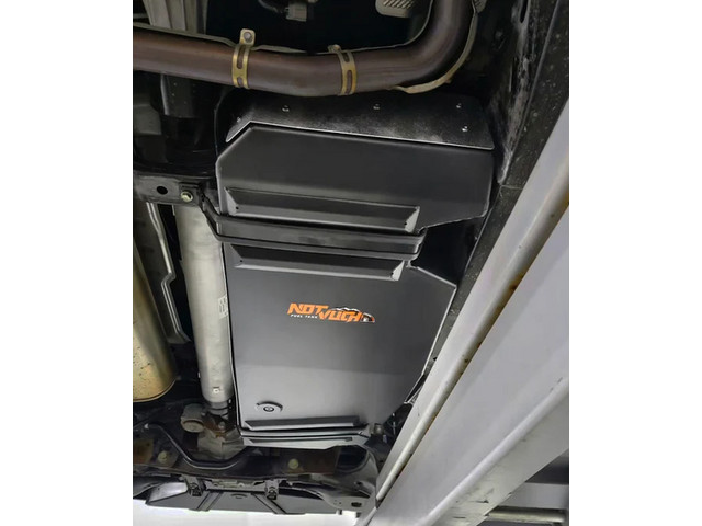 Infinit QX80 2024- Бак топливный 138 литров, 2025 2026 2027 2028