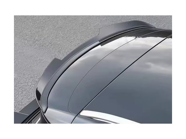 Zeekr 8X 2026- Накладка на верхний спойлер черная, 2027 2028