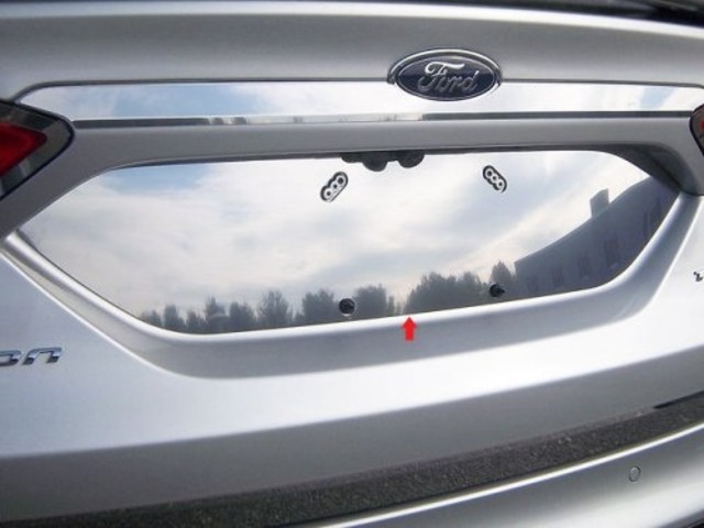 Ford Mondeo 2014 Накладка площадки номерного знака, нержавейка