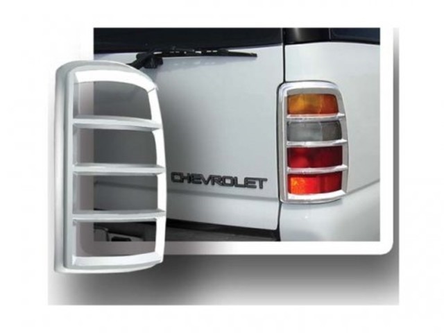 Chevrolet Tahoe 00-06 Накладки на задние фонари, хром