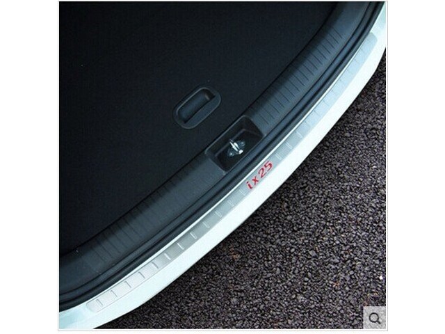 Hyundai ix25 Накладка на задний бампер, нержавейка (red logo)